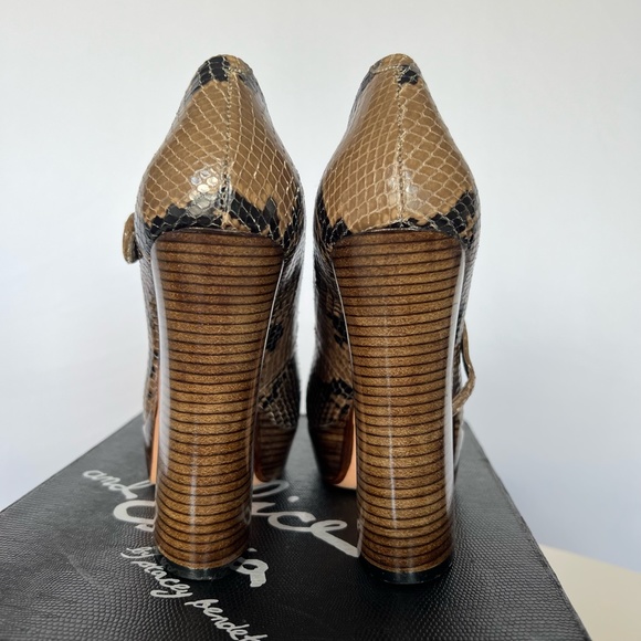 Alice and Olivia by Stacey Bendet Mary Jane platform heel size 39 - Picture 4 of 12